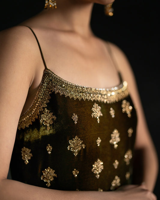 HEAVY GREEN VELVET EMBROIDERED SHARARA