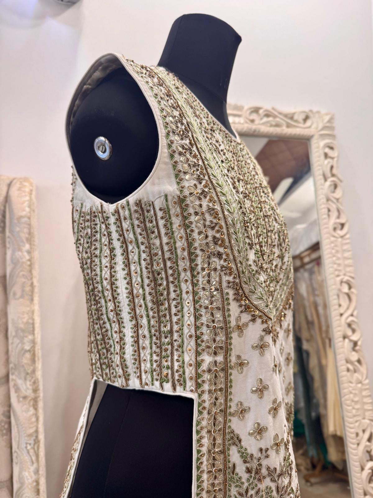 IVORY & GOLD GOTAPATTI SILK LEHENGA SET