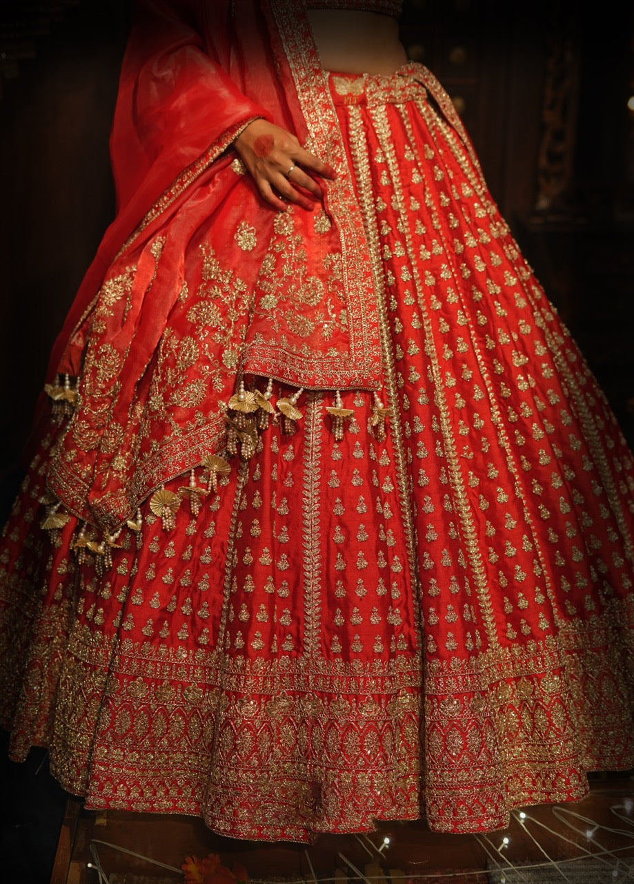 PAISLEY FULL BUTTI LINE SILK LEHENGA
