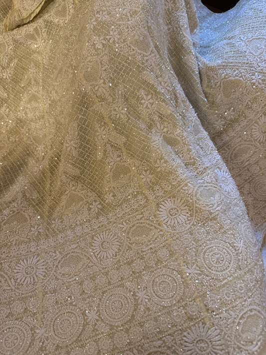HANDWOVEN HANDCRAFTED CHIKANKARI EKTAAR GREY SARI