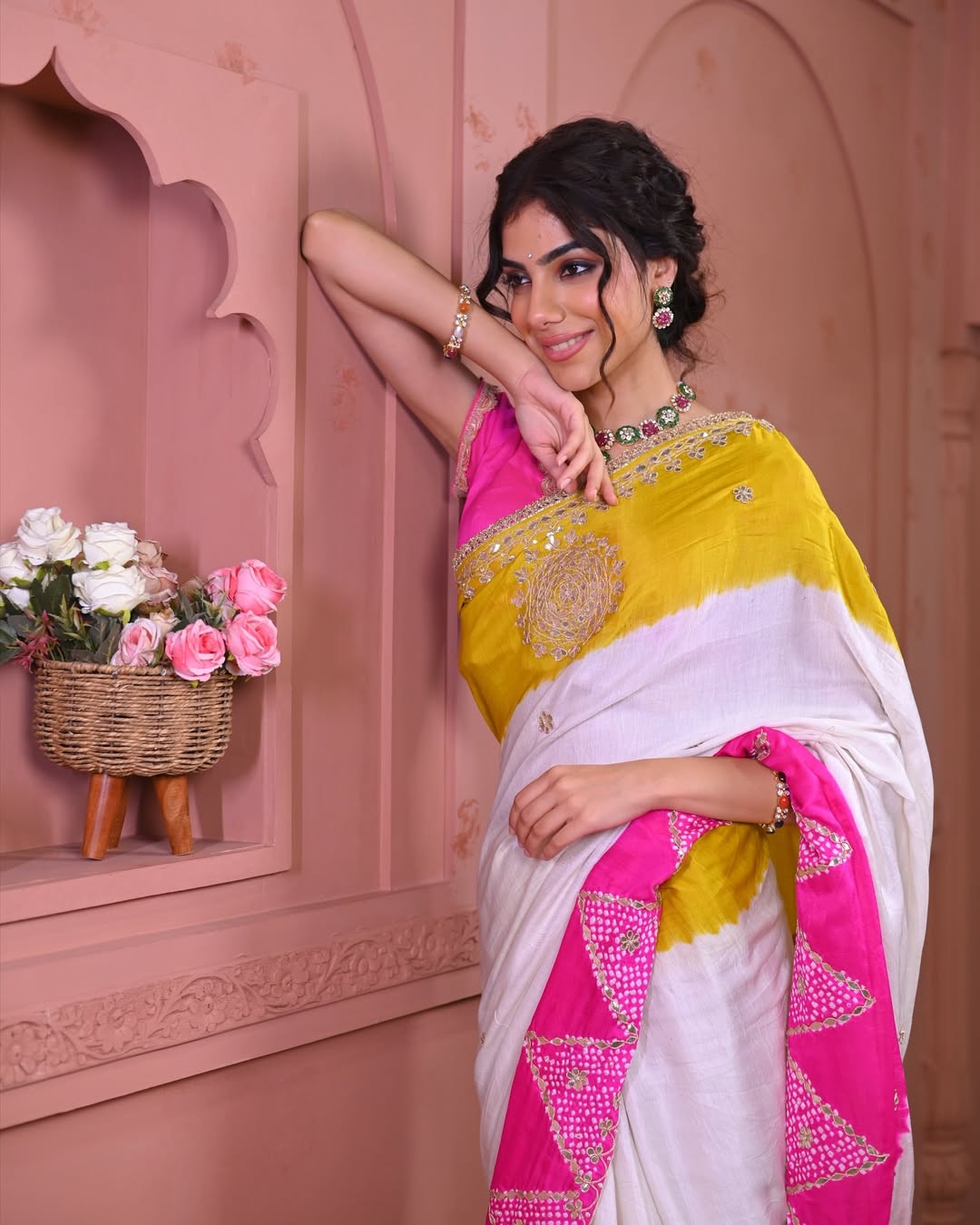 HANDCRAFTED BANDHANI SILK SARI- WHITE & PINK
